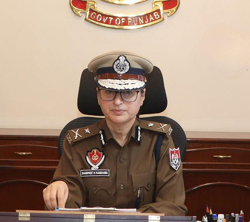 IPS ਅਫ਼ਸਰ ਧਨਪ੍ਰੀਤ ਕੌਰ ਨੂੰ ਹਾਈਕੋਰਟ ਨੇ ਲਗਾਇਆ 1 ਲੱਖ ਦਾ ਜੁਰਮਾਨਾ, ਜਾਣੋ ਕੀ ਹੈ ਪੂਰਾ ਮਾਮਲਾ