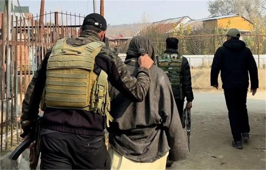 Delhi Blast ਮਾਮਲਾ : ਅੱਤਵਾਦੀ ਉਮਰ ਦੀ ਮਾਂ ਤੋਂ ਬਾਅਦ ਹੁਣ ਪਿਤਾ ਵੀ ਪੁਲਸ ਹਿਰਾਸਤ ''ਚ