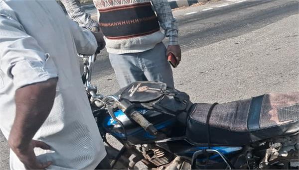 4 people injured in various road accidents