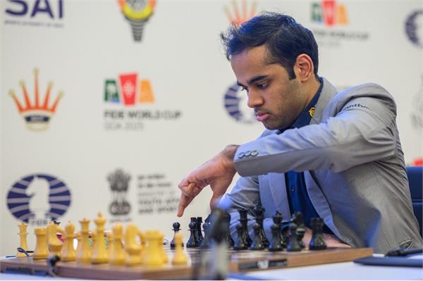 arjun erigaisi draws the first game of the quarterfinals