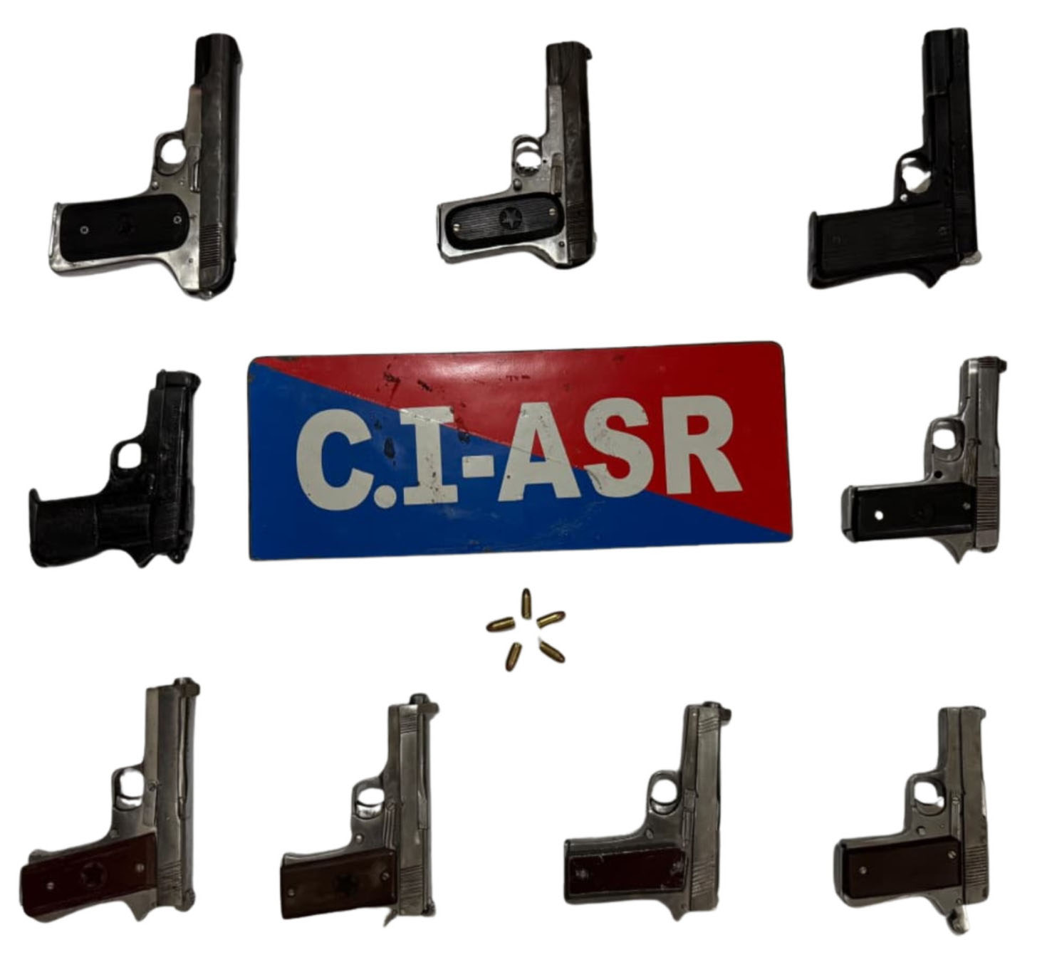 ਪੰਜਾਬ ''ਚ ਵੱਡੀ ਵਾਰਦਾਤ ਦਾ ਹੋਇਆ ਬਚਾਅ, ਪੁਲਸ ਨੇ 9 ਪਿਸਤੌਲਾਂ ਸਣੇ...