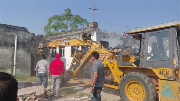 illegal construction of a drug smuggler