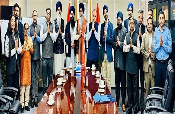 shanghai honours bhai maninder singh ragi of amritsar s golden temple