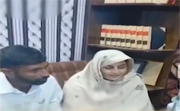 pakistani police are not able to reach sarabjit kaur and nasir hussain