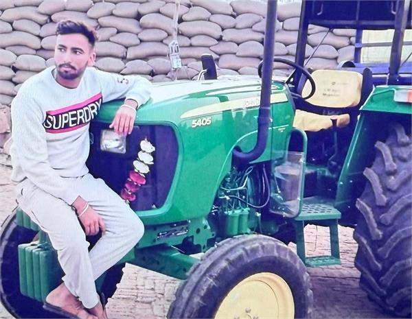 youth dies after being hit by an unknown vehicle