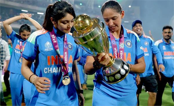 team india will return the real world cup trophy