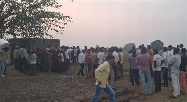 farmer dispute over fencing badaun