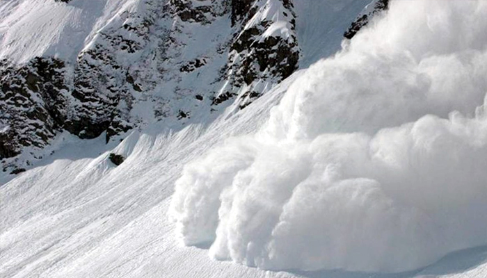 ਵੱਡਾ ਹਾਦਸਾ: ਬਰਫ਼ ਦਾ ਪਹਾੜ ਡਿੱਗਣ ਨਾਲ 7 ਪਰਬਤਾਰੋਹੀਆਂ ਦੀ ਮੌਤ; ਮ੍ਰਿਤਕਾਂ 'ਚ ਅਮਰੀਕੀ ਤੇ ਕੈਨੇਡੀਅਨ ਸ਼ਾਮਲ