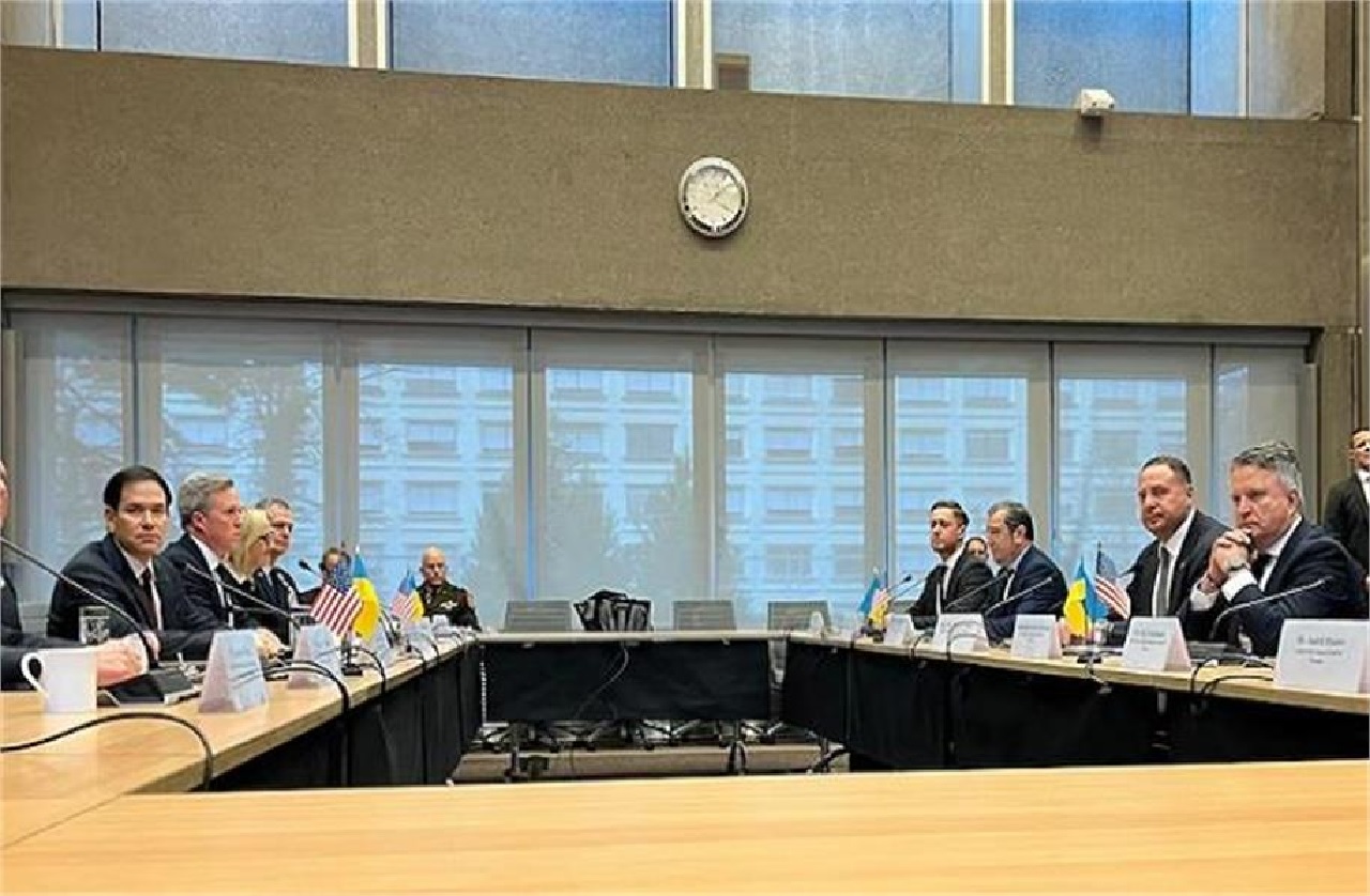 ਅਮਰੀਕਾ ਦੀ ਸ਼ਾਂਤੀ ਯੋਜਨਾ 'ਤੇ ਵਧਿਆ ਦਬਾਅ, ਕੀ ਰੂਸ ਨੂੰ ਮਿਲੇਗਾ ਕੂਟਨੀਤਕ ਫ਼ਾਇਦਾ?