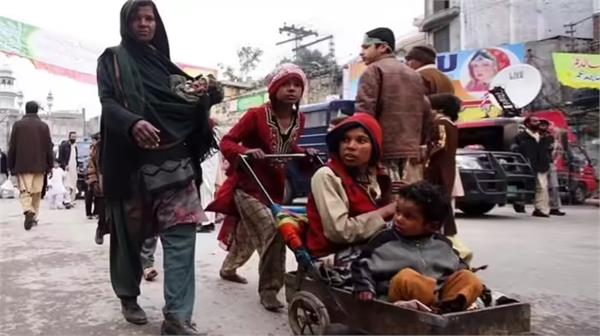 pakistan begging industry revenue beggars