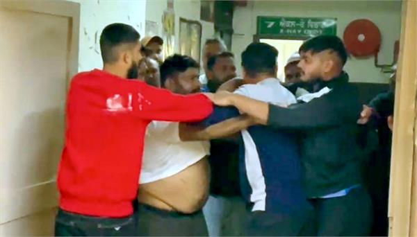 phagwara civil hospital became an open arena for beatings