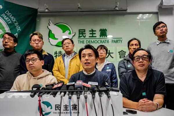 hong kong  s oldest pro democracy party disbands