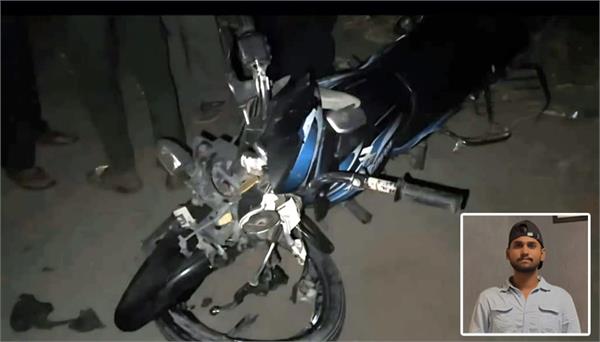 motorcyclists hit by unknown vehicle