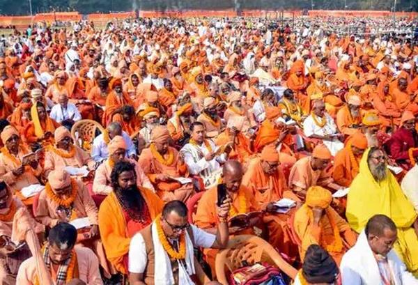 bhagavad gita recitation millions gather in kolkatas