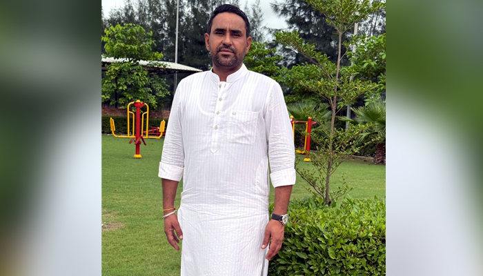 ਅਬੋਹਰ : ਵਿਅਕਤੀ ਨੇ ਸਿਰ ''ਚ ਗੋਲੀ ਮਾਰ ਕੀਤੀ ਖੁਦਕੁਸ਼ੀ