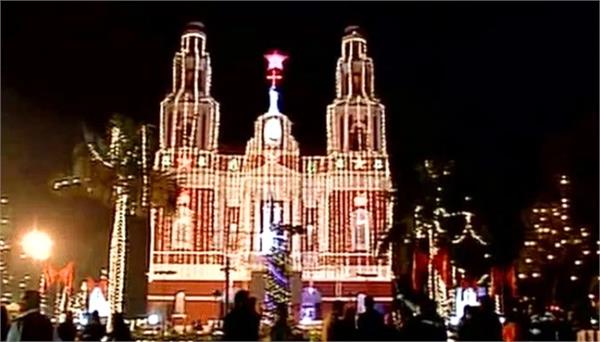 christmas splendor across the country