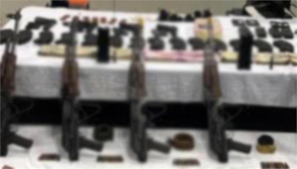 smuggling of weapons from pakistan