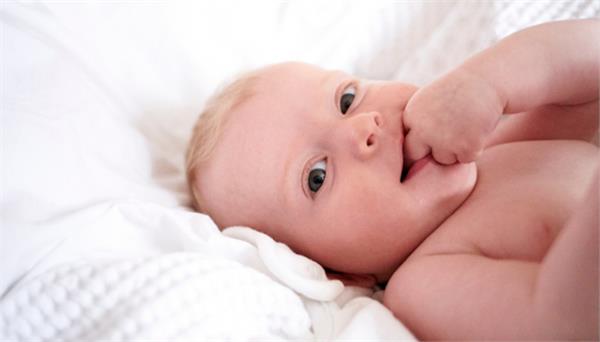 keep these things in mind while naming a newborn