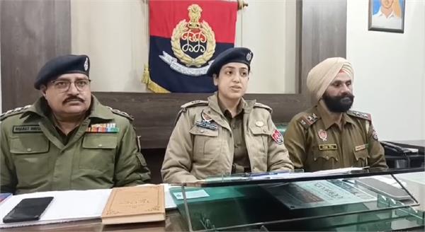 firing case at cloth merchant  s shop in phagwara