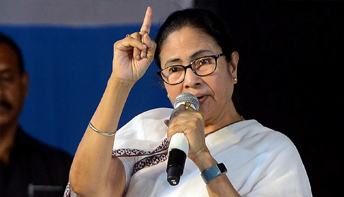 ਪੈਸਿਆਂ ਦੇ ਜ਼ੋਰ ’ਤੇ ਬੰਗਾਲ ’ਚ ਮੁਸਲਮਾਨਾਂ ਨੂੰ ਵੰਡ ਰਹੀ ਹੈ ਭਾਜਪਾ : ਮਮਤਾ