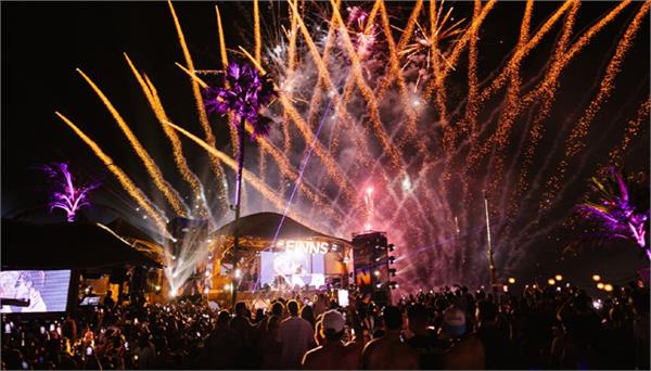 new year celebration without clothes