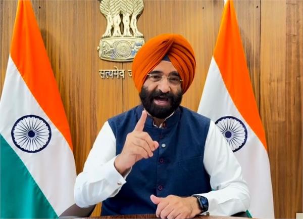 manjinder sirsa target 7500 electric buses to tackle pollution