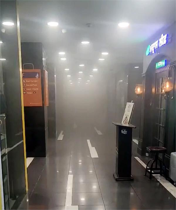 fire breaks out in west end mall