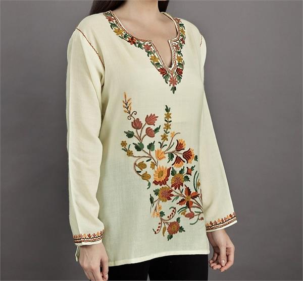 winter  young women  favorite  flower embroidery winter short kurti