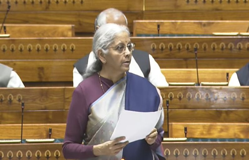 ਪਾਨ ਮਸਾਲਾ ''ਤੇ ਸੈੱਸ ਲਾਉਣ ਵਾਲਾ ਬਿੱਲ ਲੋਕ ਸਭਾ ''ਚ ਪਾਸ, ਰਾਸ਼ਟਰੀ ਸੁਰੱਖਿਆ ''ਤੇ ਖ਼ਰਚ ਹੋਵੇਗੀ ਆਮਦਨੀ