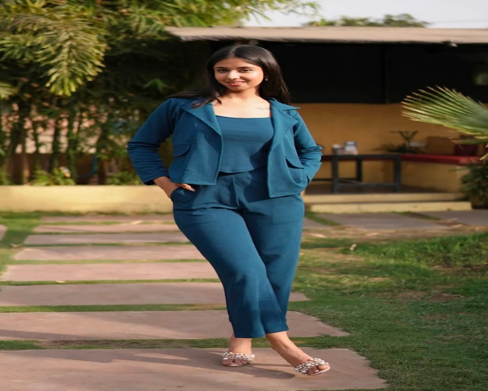 ਸਰਦੀਆਂ ’ਚ ਮੁਟਿਆਰਾਂ ਦੀ ਪਹਿਲੀ ਪਸੰਦ ਬਣੇ ਬਲੇਜ਼ਰ ਸੂਟ