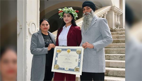 sehjit kaur earned a degree in economics and increased her prestige