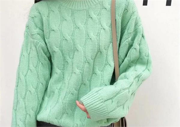 winter  young girls  cute look  woolen top