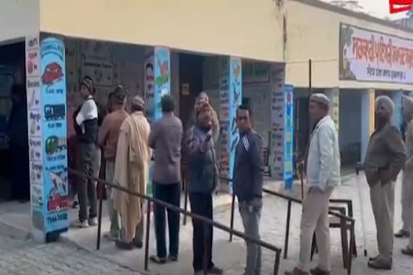 ਪੰਜਾਬ ਦੇ 5 ਜ਼ਿਲ੍ਹਿਆਂ ''ਚ ਅੱਜ ਦੁਬਾਰਾ ਪੈ ਰਹੀਆਂ ਵੋਟਾਂ, ਜਾਣੋ ਕਿੱਥੇ-ਕਿੱਥੇ ਫਿਰ ਲੱਗੇ ਪੋਲਿੰਗ ਬੂਥ (ਵੀਡੀਓ)