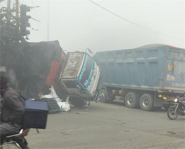 dense fog jalandhar accident
