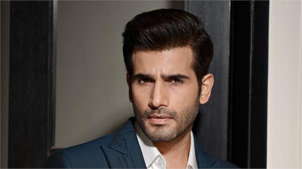 fear and mystery only work when they seem real  karan tacker