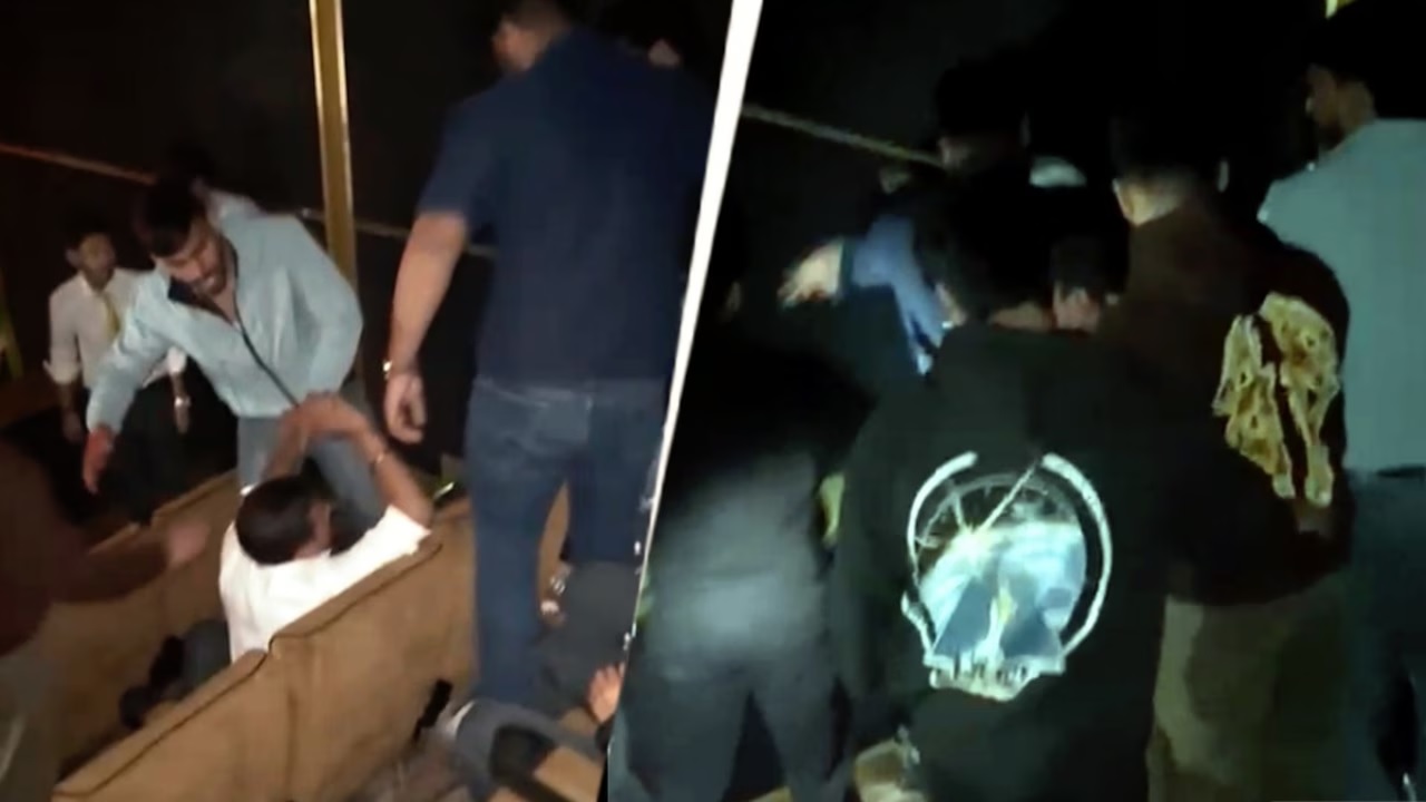 ਸਿਨੇਮਾ ਹਾਲ ''ਚ ਫਿਲਮ ਦੇਖਦੇ ਸਮੇਂ ਦੋ ਗੁੱਟਾਂ ''ਚ ਝੜਪ! ਮਾਰੇ ਘੰਸੁਨ-ਮੁਕੇ (ਵੀਡੀਓ ਵਾਇਰਲ)