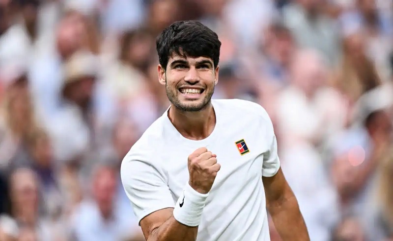 ਕਾਰਲੋਸ ਅਲਕਾਰਾਜ਼ ਨੇ ਮਿਆਮੀ ਵਿੱਚ ਪ੍ਰਦਰਸ਼ਨੀ ਮੈਚ ਵਿੱਚ ਕੀਤਾ ਸ਼ਾਨਦਾਰ ਪ੍ਰਦਰਸ਼ਨ