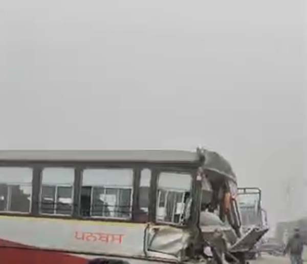 ਜਲੰਧਰ-ਲੁਧਿਆਣਾ ਹਾਈਵੇਅ ''ਤੇ ਵੱਡਾ ਹਾਦਸਾ! ਪੰਜਾਬ ਰੋਡਵੇਜ਼ ਬੱਸ ਦੀ ਟਿੱਪਰ ਨਾਲ ਭਿਆਨਕ ਟੱਕਰ, ਉੱਡੇ ਪਰਖੱਚੇ