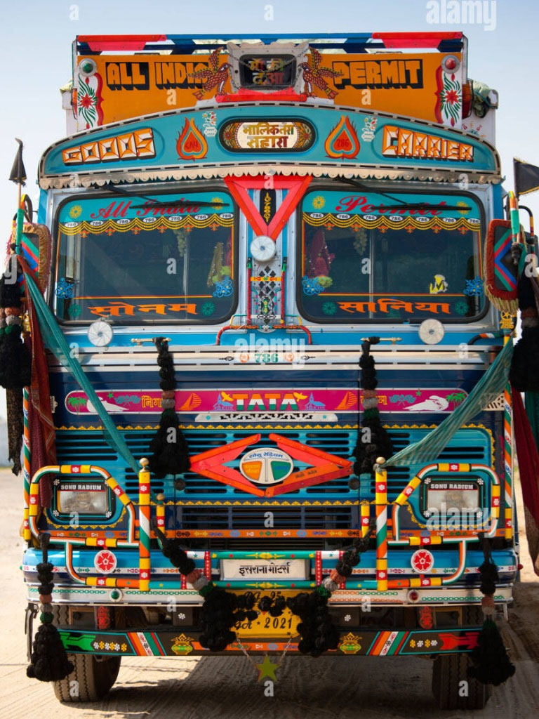 ਪੰਜਾਬ 'ਚ ਫਿਰ ਤੋਂ ਫੜੇ ਗਏ ਟਰੱਕ ! ਲੱਗਾ ਭਾਰੀ ਜੁਰਮਾਨਾ