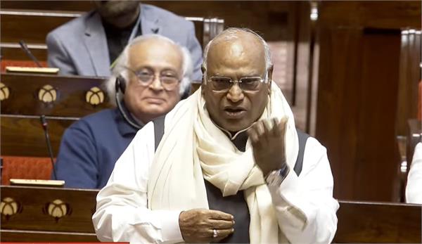 rupee weak due to policies of modi government