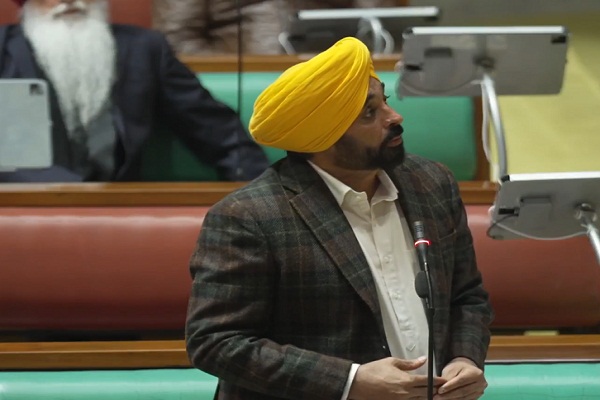 'ਸਾਨੂੰ ਸਰਦਾਰੀਆਂ ਬਹੁਤ ਮਹਿੰਗੇ ਭਾਅ 'ਤੇ ਮਿਲੀਆਂ', ਚਾਰ ਸਾਹਿਬਜ਼ਾਦਿਆਂ ਦੀ ਯਾਦ 'ਚ ਬੋਲੇ CM ਮਾਨ