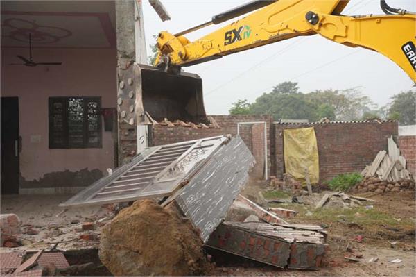 drug smuggler  s house demolished in sultanpur lodhi