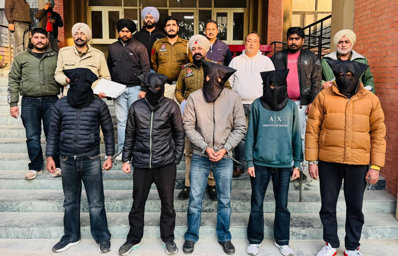 ਤਰਨਤਾਰਨ ਪੁਲਸ ਨੇ ਚਾਰ ਦਿਨਾਂ ’ਚ 2 ਕਿਲੋ ਹੈਰੋਇਨ ਤੇ ਹਥਿਆਰ ਸਣੇ 6 ਮੁਲਜ਼ਮ ਗ੍ਰਿਫ਼ਤਾਰ