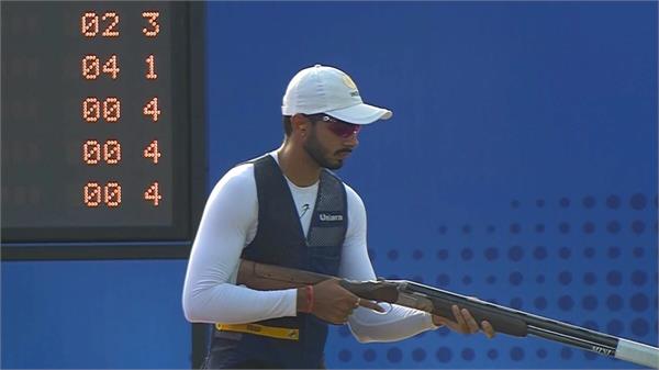 anantjit and darshan win gold in mixed skeet