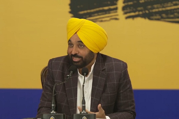 ਜ਼ਿਲ੍ਹਾ ਪ੍ਰੀਸ਼ਦ ਚੋਣਾਂ ''ਚ ਵੱਡੀ ਜਿੱਤ ਮਗਰੋਂ CM ਮਾਨ ਦਾ ਪਹਿਲਾ ਬਿਆਨ, ਵਿਰੋਧੀਆਂ ਨੂੰ ਦਿੱਤਾ ਜਵਾਬ (ਵੀਡੀਓ)