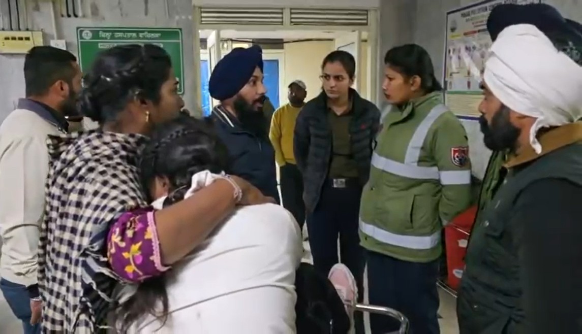 ਪੰਜਾਬ 'ਚ ਭਿਆਨਕ ਹਾਦਸਾ! ਪ੍ਰੀਖਿਆ ਦੇਣ ਜਾ ਰਹੀਆਂ 6 ਵਿਦਿਆਰਥਣਾਂ ਨੂੰ ਗੱਡੀ ਨੇ ਦਰੜਿਆ