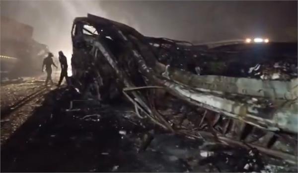 karnataka bus accident fire smoke