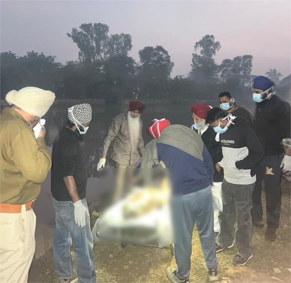burnt deadbody of young man found in canal in moga