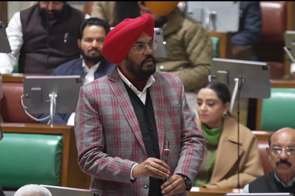 ਵਿਧਾਨ ਸਭਾ ''ਚ ਮਨਰੇਗਾ ਖ਼ਿਲਾਫ਼ ਬੋਲੇ ਧਾਲੀਵਾਲ-ਪ੍ਰਧਾਨ ਮੰਤਰੀ ਦੇ ਬੂਹੇ ਤੱਕ ਜਾਵਾਂਗੇ, ਜੇਲ੍ਹਾਂ ''ਚ ਵੀ...