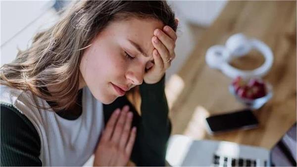 bill introduced in parliament regarding office working hours